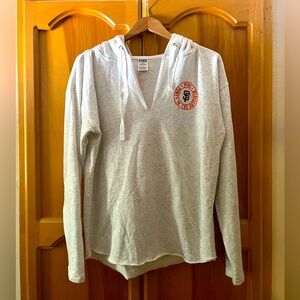 Victoria’s Secret PINK MLB Giants sweatshirt